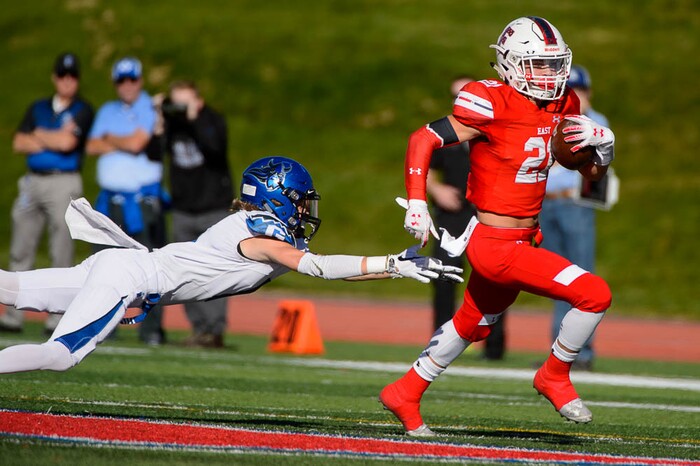 (Trent Nelson | The Salt Lake Tribune)
East's Charlie Vincent (21) runs for a touchdown as East hosts Pleasant Grove in the first round of the 6A high school football playoffs, Friday Oct. 26, 2018.