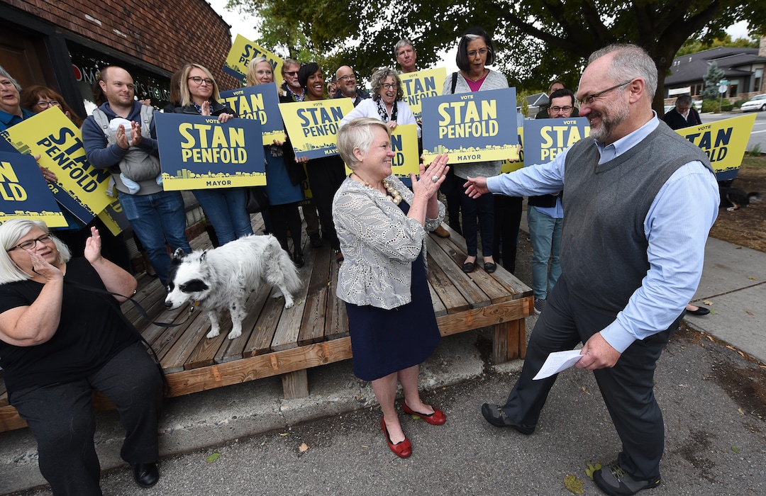 (Francisco Kjolseth  |  The Salt Lake Tribune)  Mary DeLaMare-Schaefer introduces former Salt Lake City Councilman Stan Penfold as he announces his bid for mayor in the 9th East and 9th South area of Salt Lake City on Thursday, Oct. 4, 2018.