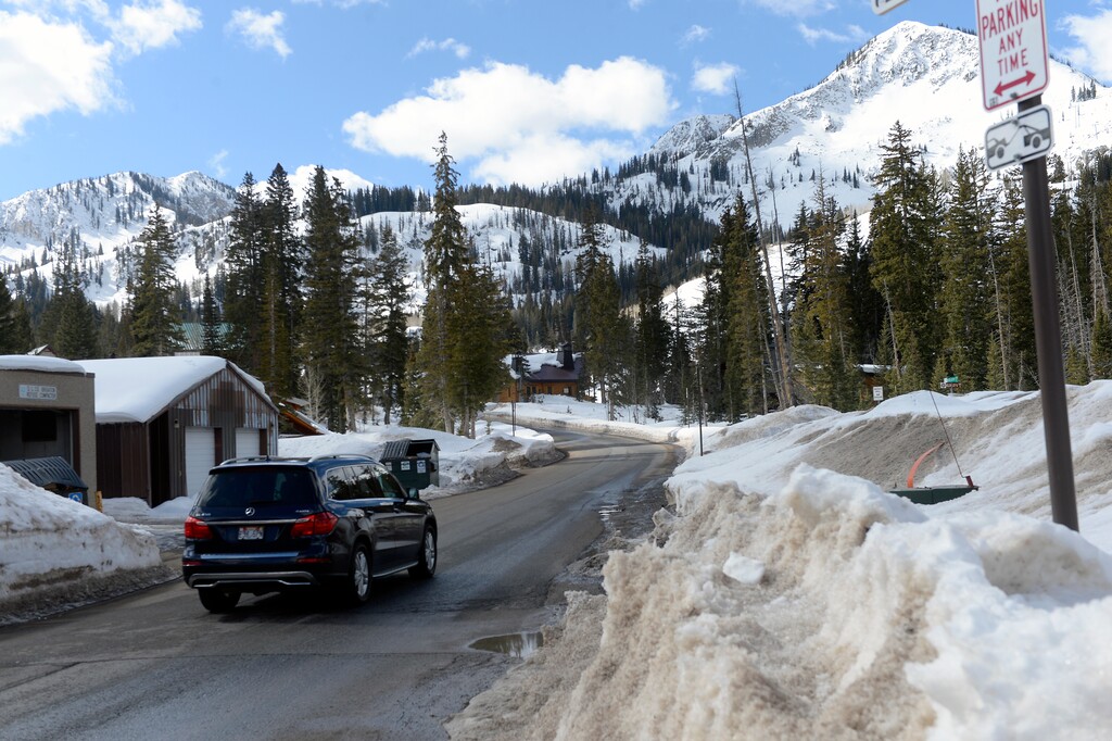 (Al Hartmann | The Salt Lake Tribune)
Car drives along Brighton Loop Road in Big Cottonwood Canyon Monday March 12.
