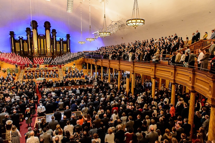(Trent Nelson | The Salt Lake Tribune)  Funeral services for Elder Robert D. Hales at the Salt Lake Tabernacle in Salt Lake City Friday October 6, 2017.