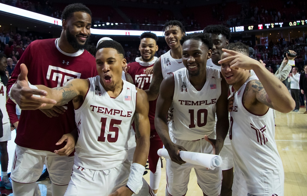 Temple celebrates the win after the second half of an NCAA college basketball game against Central Florida, Saturday, March 9, 2019, in Philadelphia. Temple won 67-62. (AP Photo/Chris Szagola)