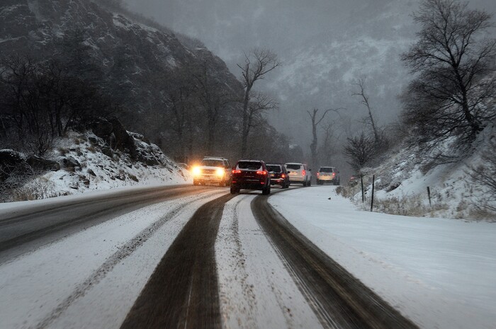 (Scott Sommerdorf | The Salt Lake Tribune)
Drivers carefully make their way down Big Cottonwood Canyon as snow falls, Wednesday, December 20, 2017.