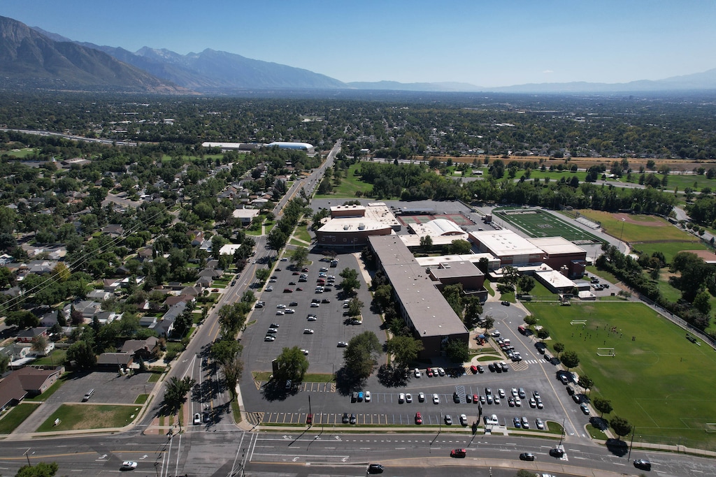 (Francisco Kjolseth  | The Salt Lake Tribune) Highland High School is pictured on Friday, Sept. 13, 2024.