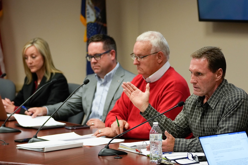 (Francisco Kjolseth | The Salt Lake Tribune) Salt Lake County council votes 5-4 to approve a resolution to formally condemn the Little Cottonwood Canyon gondola during a council meeting on Tuesday, Oct. 4, 2022. Pictured from left are council members Aimee Winder Newton, David Alvord, Richard Snelgrove and Steve DeBry. The resolution which passed asks UDOT to withdraw the gondola as an option and promote alternatives.