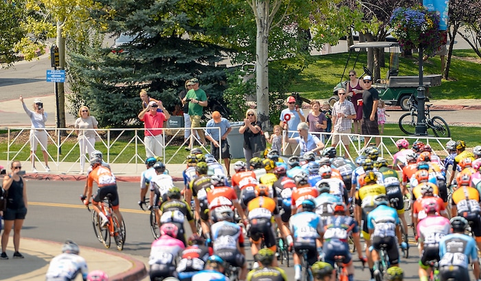 Leah Hogsten | The Salt Lake Tribune The Tour of Utah peloton gets off to a rolling start by making 3 loops up and over Main Street in Park City during Stage 6 on Sunday, August 12, 2018.