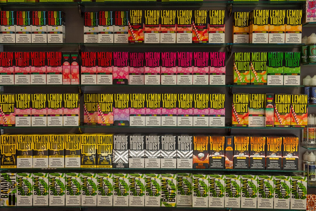 utah smoke and vape Utah's governor wants to tax vaping at the same rate as cigarettes, citing a growing use among teens Choose Flavor:Alaskan Mint Ergonomic Pod Mod GEEK BAR PULSE 9000