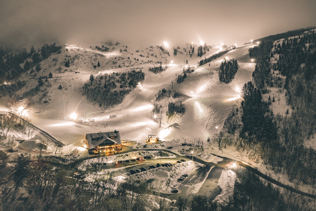 (Photo courtesy of Dylan White |@blanco_photovideo/Cherry Peak Resort)
The entire front side of Cherry Peak Resort, located about half an hour north of Logan, is illuminated for night skiing.
