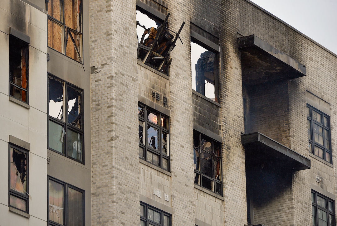 (Chris Samuels | The Salt Lake Tribune) A fire in a new construction of apartment residences continues to burn in Sugar House, Wednesday, Oct. 26, 2022.