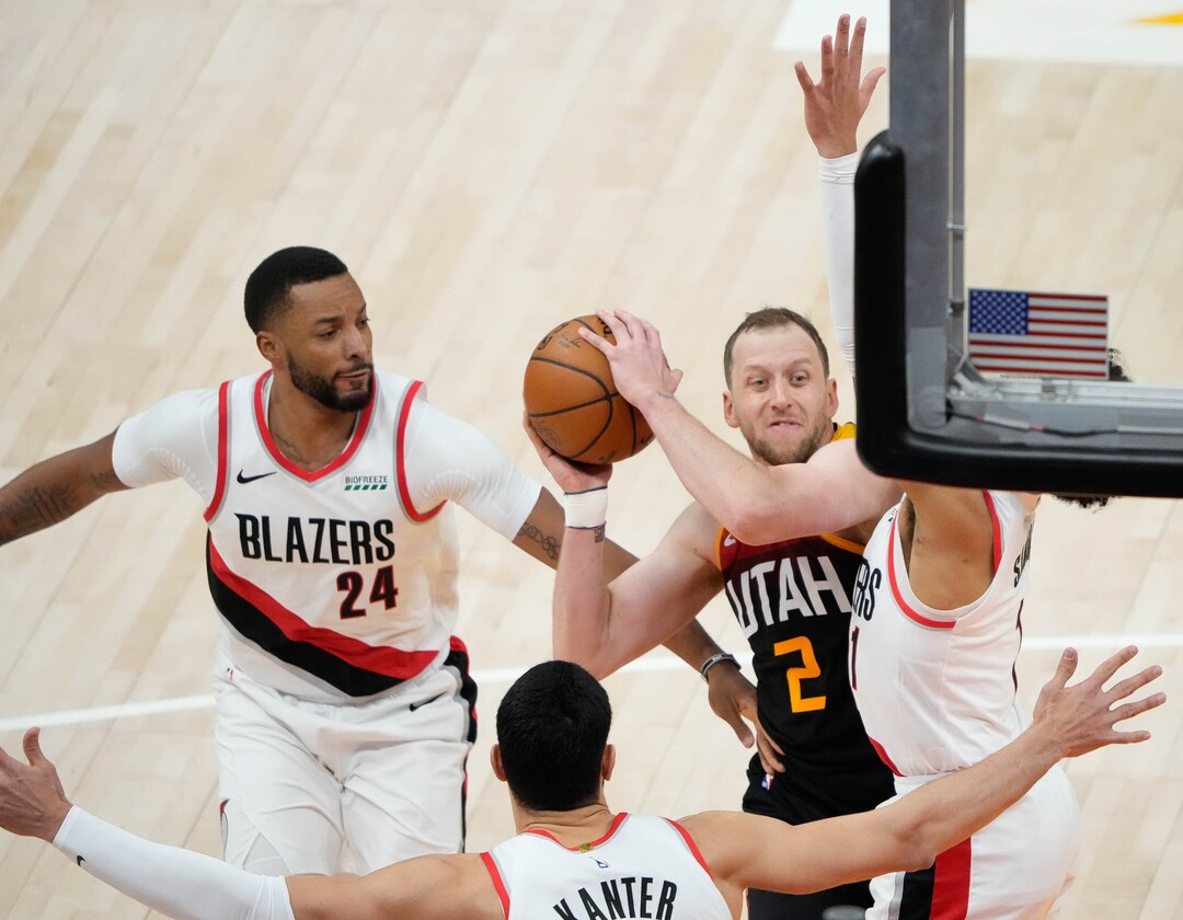 (Francisco Kjolseth | The Salt Lake Tribune) IUtah Jazz guard Joe Ingles (2) tries to maneuver around the defense n NBA action between the Utah Jazz and the Portland Trail Blazers, at Vivint Smart Home Arena, on Wednesday, May 12, 2021.