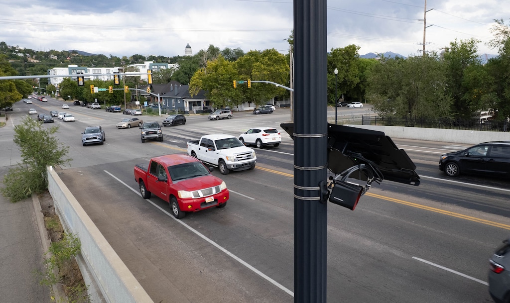 (Francisco Kjolseth | The Salt Lake Tribune) An automatic license plate reader is pictured along 600 North and Interstate 15 in Salt Lake City on Monday, Aug. 24, 2026.