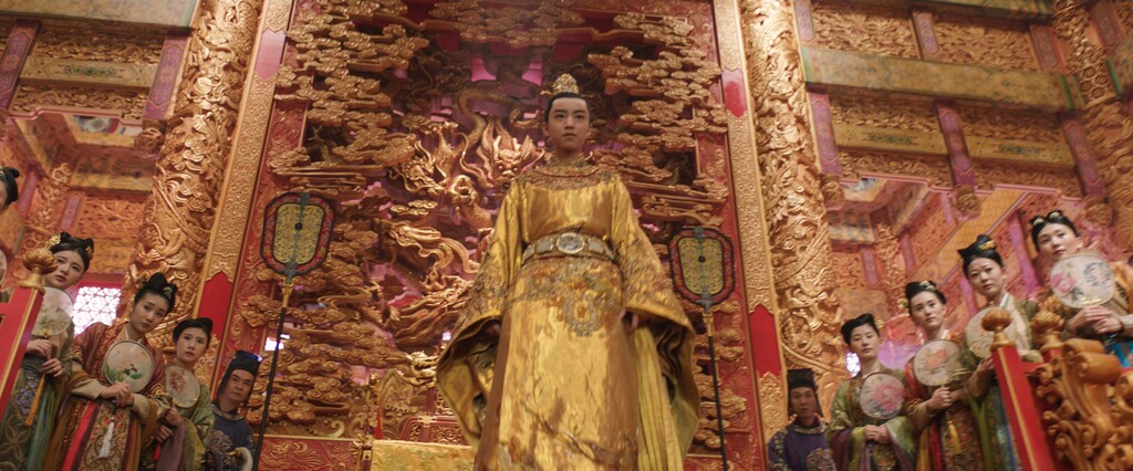 This image released by Legendary Pictures and Universal Pictures shows Junkai Wang as The Emperor in a scene from "The Great Wall."  (Legendary Pictures and Universal Pictures via AP)