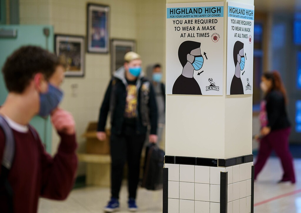 (Trent Nelson | The Salt Lake Tribune) Students were required to wear masks when they returned to Highland High School in Salt Lake City on Monday, Feb. 8, 2021, after months of learning only online. For this school year, the Utah Legislature has banned mask mandates in Utah schools.