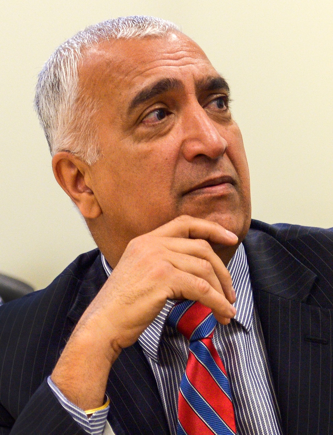 (Leah Hogsten  |  The Salt Lake Tribune) “This is about us becoming fully aware of the role we play in the system, “ said Salt Lake County District Attorney Sim Gill, left, as he toured the Salt Lake County Jail with eight employees led by Salt Lake County Sheriff Department’s Captain Corey Kiddle, Dec. 6, 2019.  Gill is pushing for the roughly 100 attorneys under his leadership throughout Salt Lake County and the district attorney’s office to visit the correctional facilities in which individuals prosecuted by their office are placed.