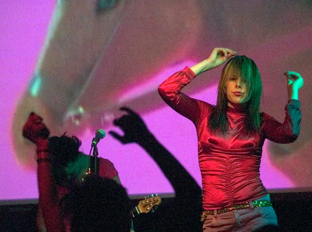 (Al Hartmann | The Salt Lake Tribune)   Le Tigre in concert at In the Venue, Nov. 10, 2004.