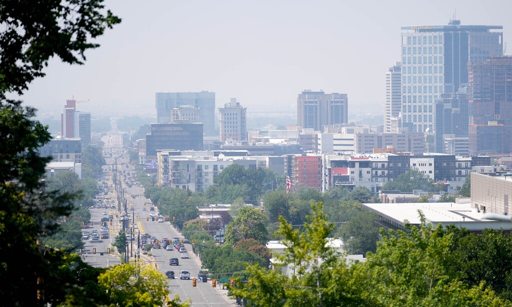 (Francisco Kjolseth | The Salt Lake Tribune) Smoke blowing in from Pacific Northwest wildfires obstructs the Salt Lake Valley horizon on Wednesday, Aug. 30, 2023.