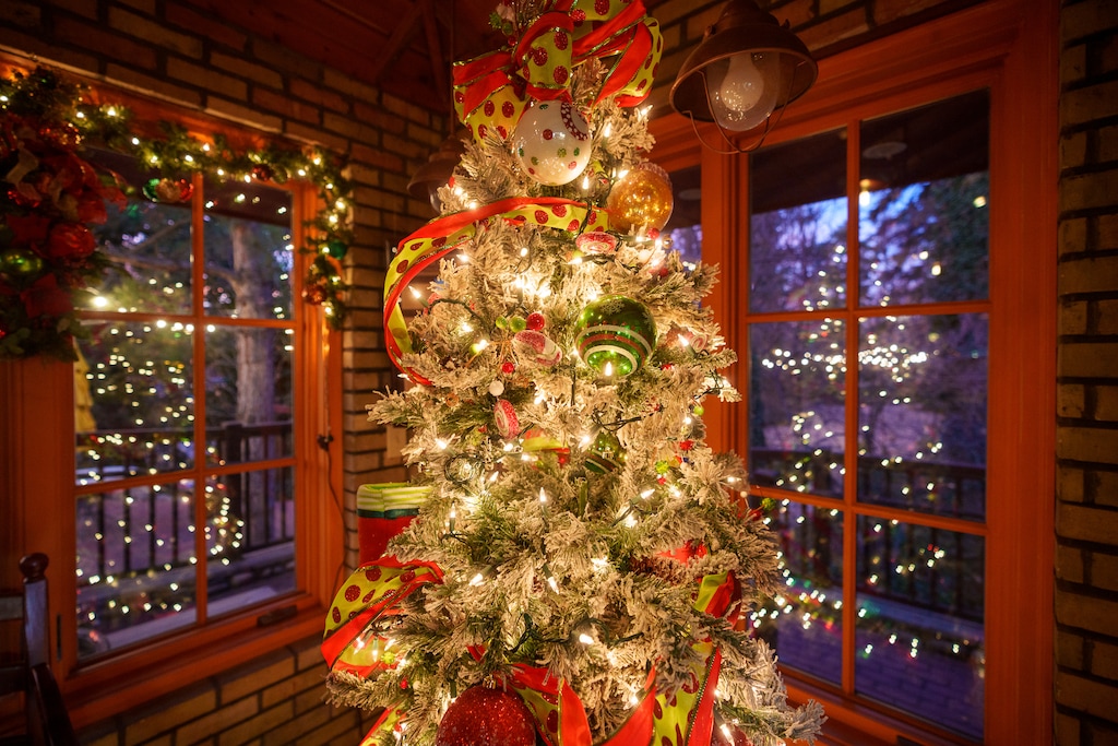 (Trent Nelson  |  Salt Lake Tribune file photo) Christmas decorations at Franck's Restaurant in Holladay in 2021. The restaurant will be offering a prix fixe meal on Christmas Eve 2022; reservations are full, but slots are being offered for the waiting list.