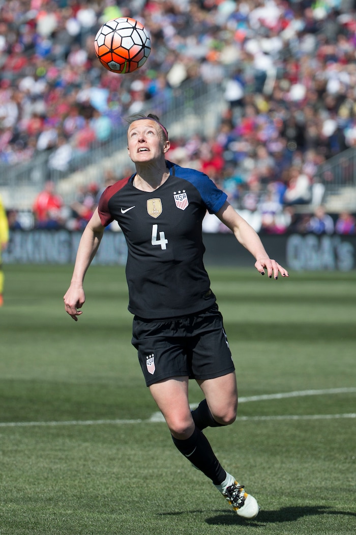 United States' Becky Sauerbrunn (4) in action during the second half of an international friendly soccer match against Colombia, Sunday, April 10, 2016, in Chester, PA. US won 3-0. (AP Photo/Chris Szagola)
