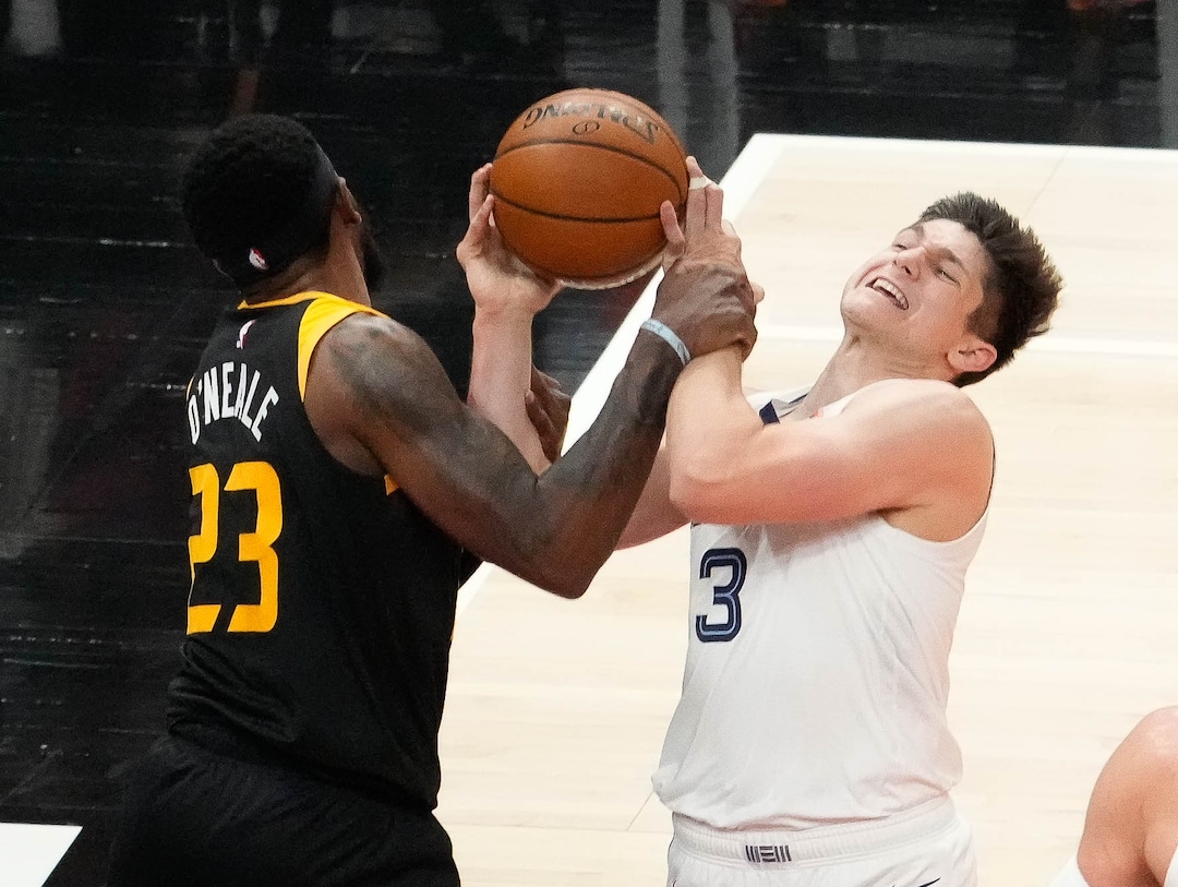 (Francisco Kjolseth | The Salt Lake Tribune) Utah Jazz forward Royce O'Neale (23) puts the pressure on Memphis Grizzlies guard Grayson Allen (3) in the first half of Game 5 of an NBA basketball first-round playoff series Wednesday, June 2, 2021, in Salt Lake City, UT.