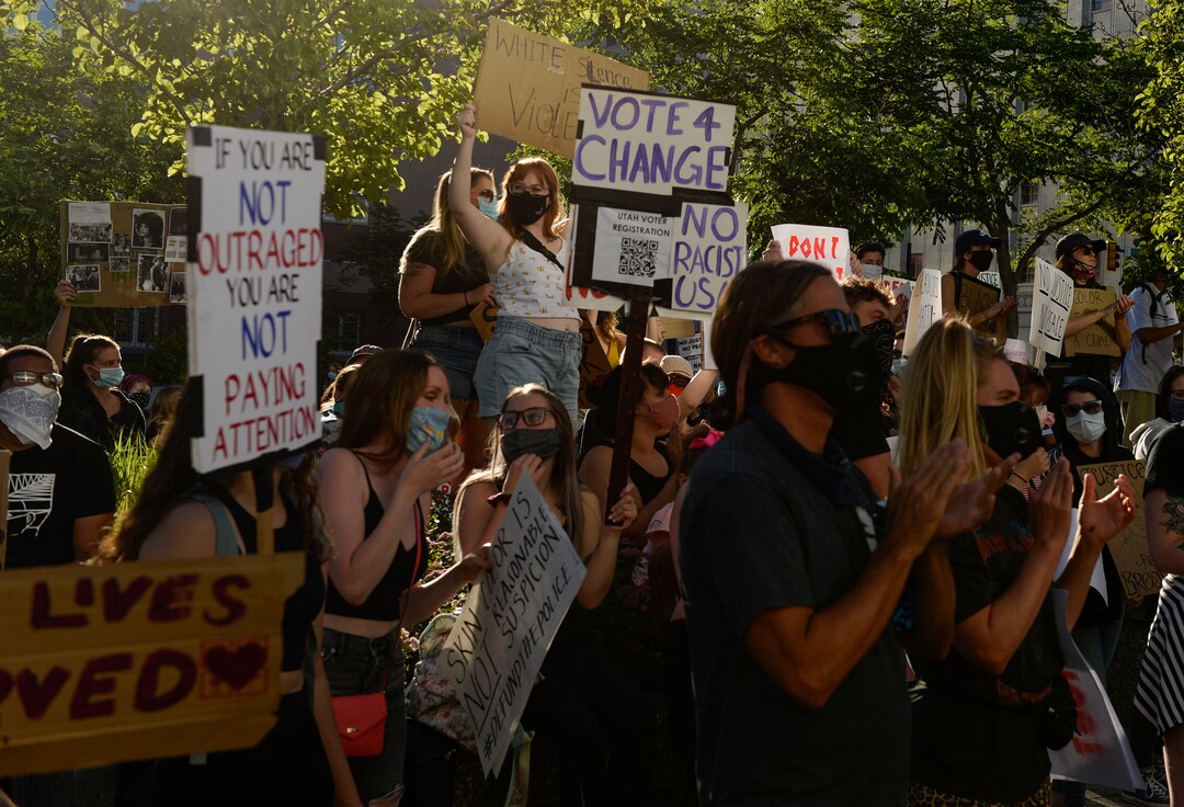(Leah Hogsten  |  The Salt Lake Tribune) The Party for Socialism and Liberation Salt Lake joined Salt Lake Equal Rights Movement at the Wallace Bennett Federal Building in solidarity with the Black Lives Matter movement, June 9, 2020. 