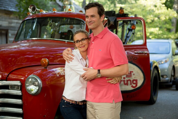 This image released by Twentieth Century Fox shows Alicia Silverstone, left, and Tom Everett Scott in a scene from, "Diary of a Wimpy Kid: The Long Haul." (Daniel McFadden/Twentieth Century Fox via AP)