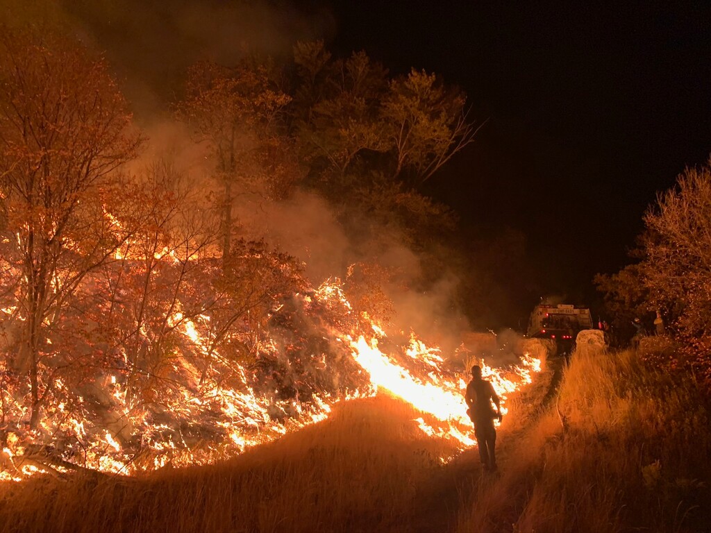 (Harrison Raine | Writers on the Range) The Range Fire outside of Provo in 2020