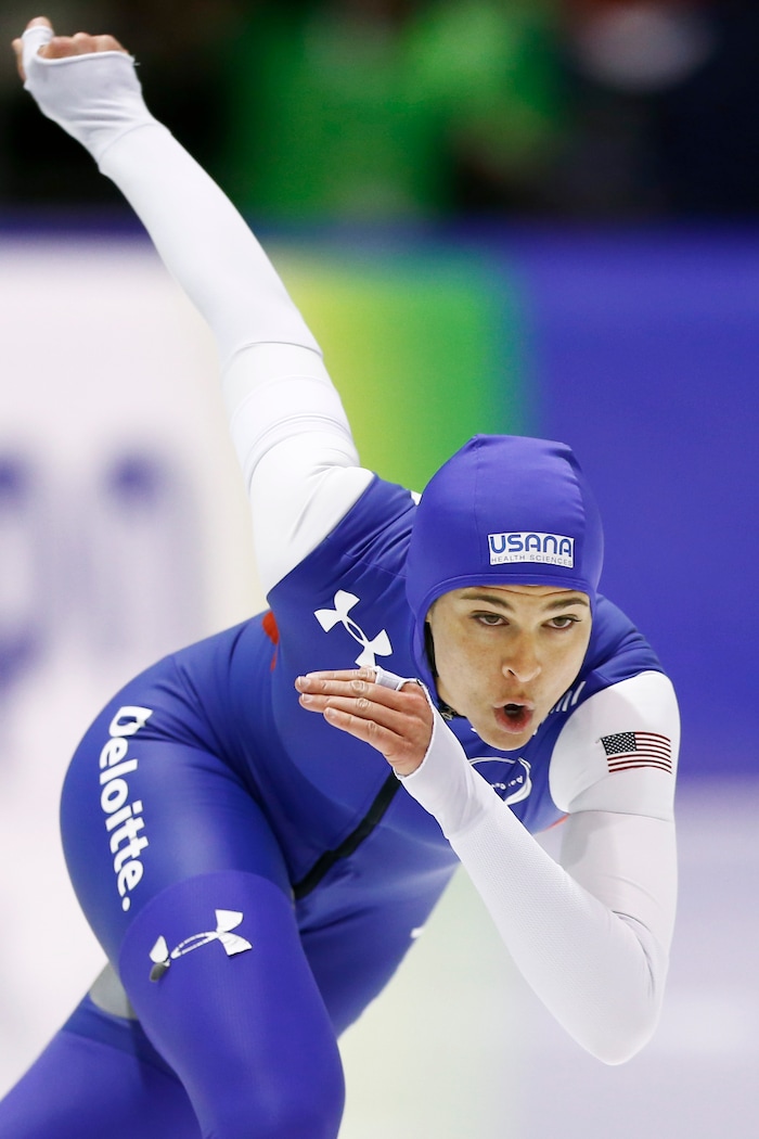 Brittany Bowe of the U.S. skates during the women's 500 meter race of the Speedskating World Cup final at Thialf ice rink in Heerenveen, Netherlands, Saturday, March 12, 2016. (AP Photo/Peter Dejong)