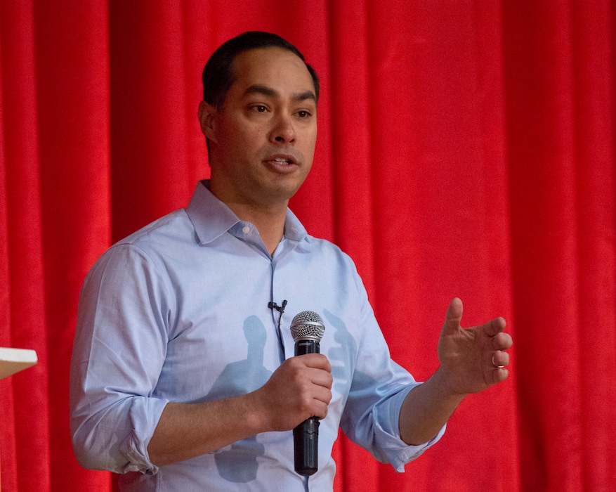 (Rick Egan  |  The Salt Lake Tribune)       Julian Castro, a candidate for U.S. president and former HHS Secretary, speaks at an event at Centro Civico, as part of a fundraiser for local Democrats,Wednesday, Feb. 27, 2019.