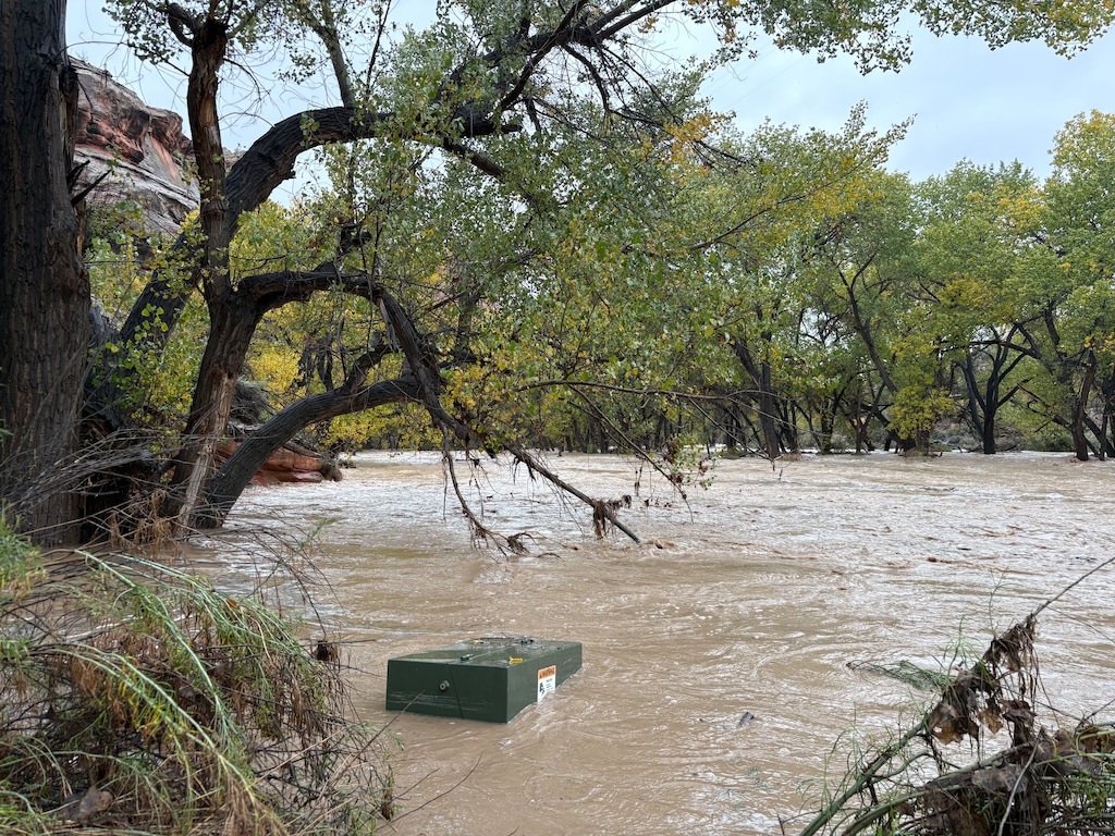 (Brooke Larsen | The Salt Lake Tribune) The Escalante River in south-central Utah overflowed on Thursday, Oct. 22, 2026. The National Weather Service said parts of the Escalante River basin saw up to 3-1/2 inches of rain in 36 hours.