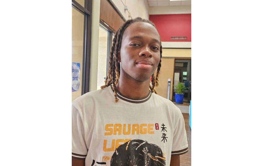 (Kanaan VyShonne Barton) Pictured is Kanaan VyShonne Barton, a student at Brigham Young University-Hawaii, who was told by administrators at the private school to cut his locs.