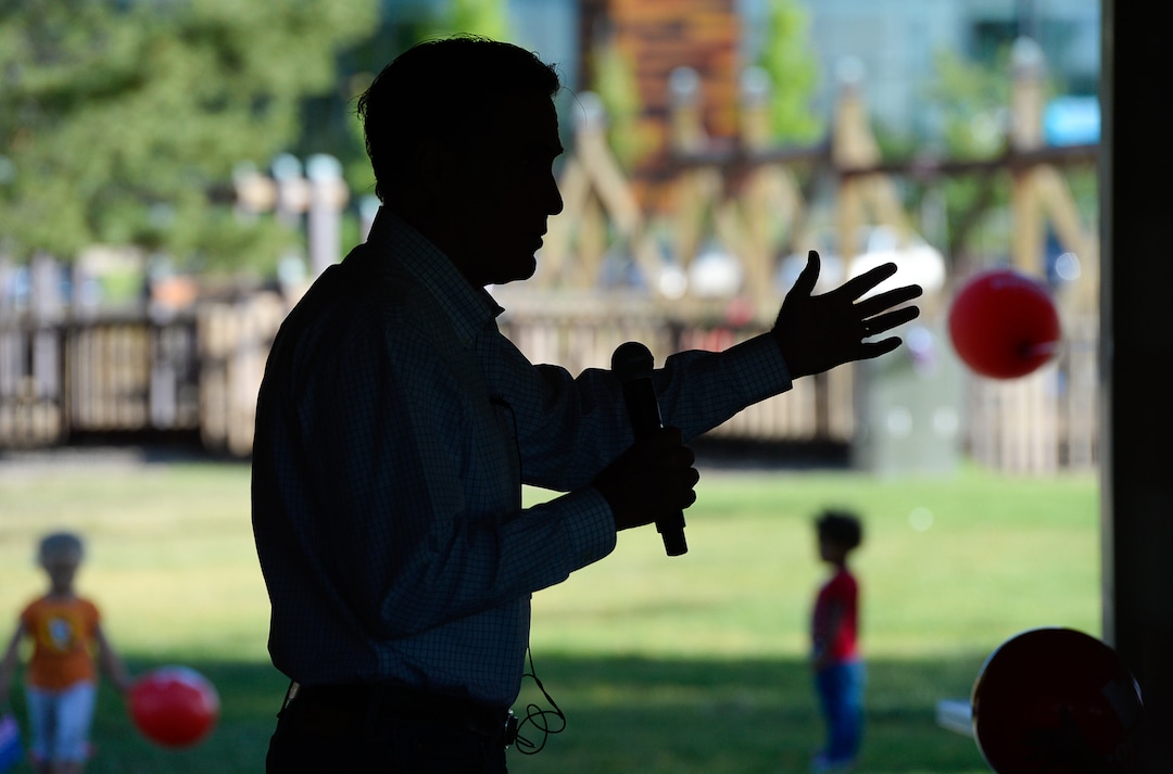 (Francisco Kjolseth | The Salt Lake Tribune)  The Romney campaign hosts "Mondays With Mitt" at Veterans Memorial Park in West Jordan on Monday, June 18, 2018.