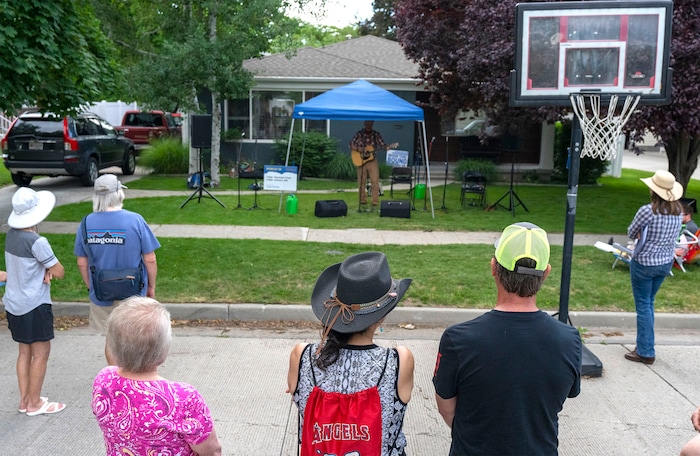 (Rick Egan | The Salt Lake Tribune)  Mountain Town performs at the Heart & Soul Music Stroll, in Sugar House, on Saturday, June 10, 2023.