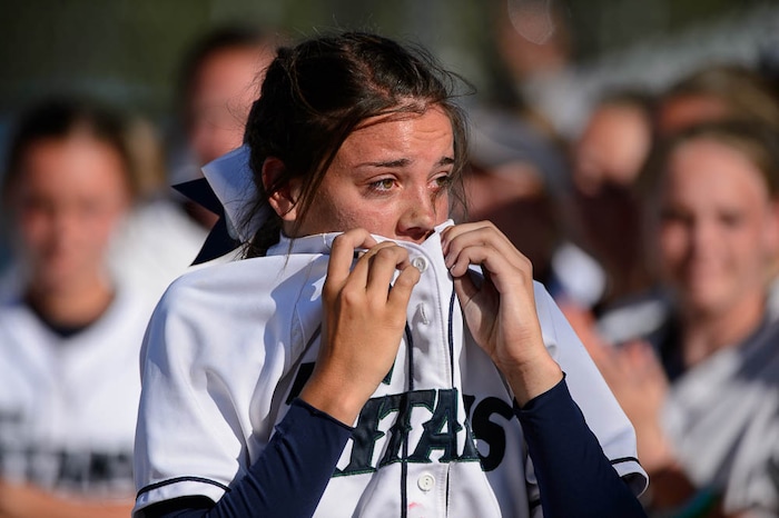(Trent Nelson | The Salt Lake Tribune)
Herriman beats Syracuse in the 6A Softball State Championship game, Thursday May 24, 2018. Syracuse's Fallyn Marshall (1).