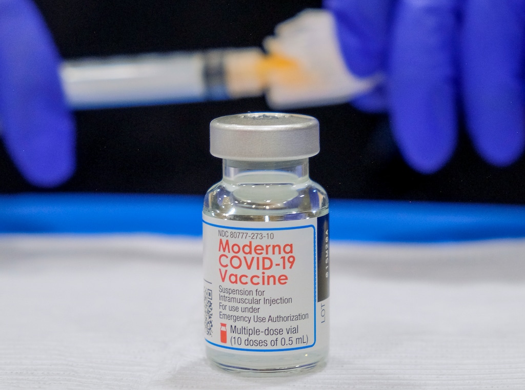 (Leah Hogsten | The Salt Lake Tribune) Employees of the Jordan School District were invited to West Hills Middle School to receive their coronavirus vaccination, Feb. 12, 2021. 