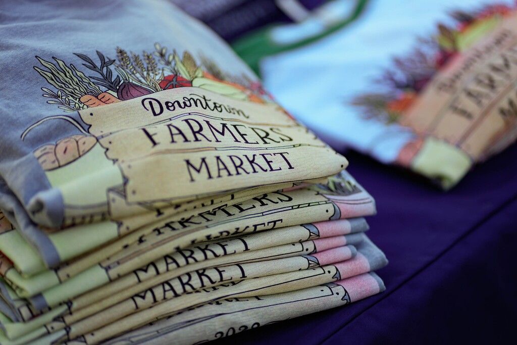 (Francisco Kjolseth | The Salt Lake Tribune) The Downtown Farmers Market is scheduled to finish its 31st season, Saturday, Oct. 22, at Pioneer Park in downtown Salt Lake City.