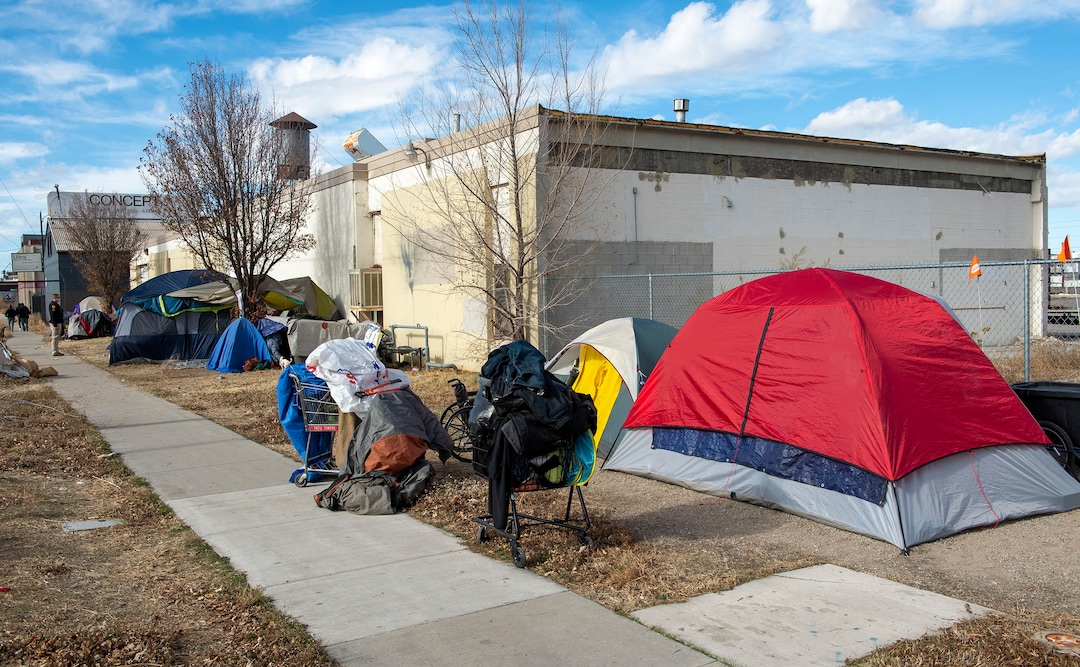 (Rick Egan | The Salt Lake Tribune)  Unsheltered camp along 900 South on the Fleet Block, in Salt Lake City, Thursday, Nov. 19, 2020.