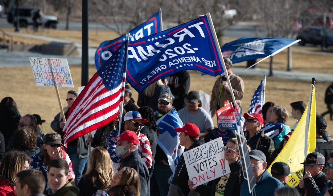(Francisco Kjolseth  | The Salt Lake Tribune) Trump supporters listen to speeches at the State Capitol in Salt Lake City on Wednesday, Jan. 6, 2021.