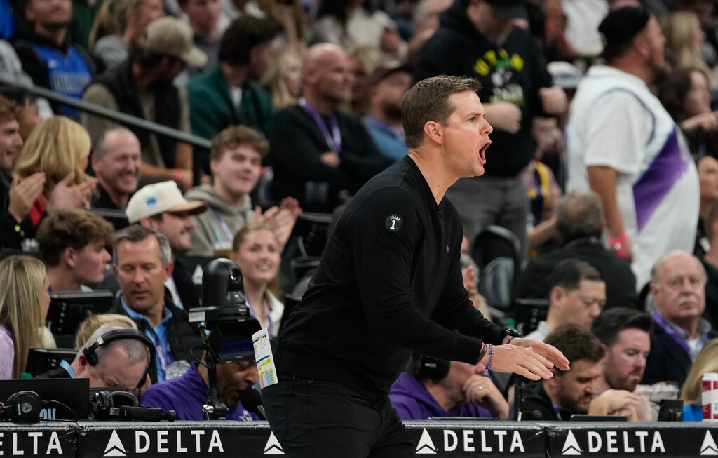 (Francisco Kjolseth | The Salt Lake Tribune) Utah Jazz coach Will Hardy as the Utah Jazz host the Phoenix Suns, NBA basketball in Salt Lake City on Monday, Oct. 27 2025.