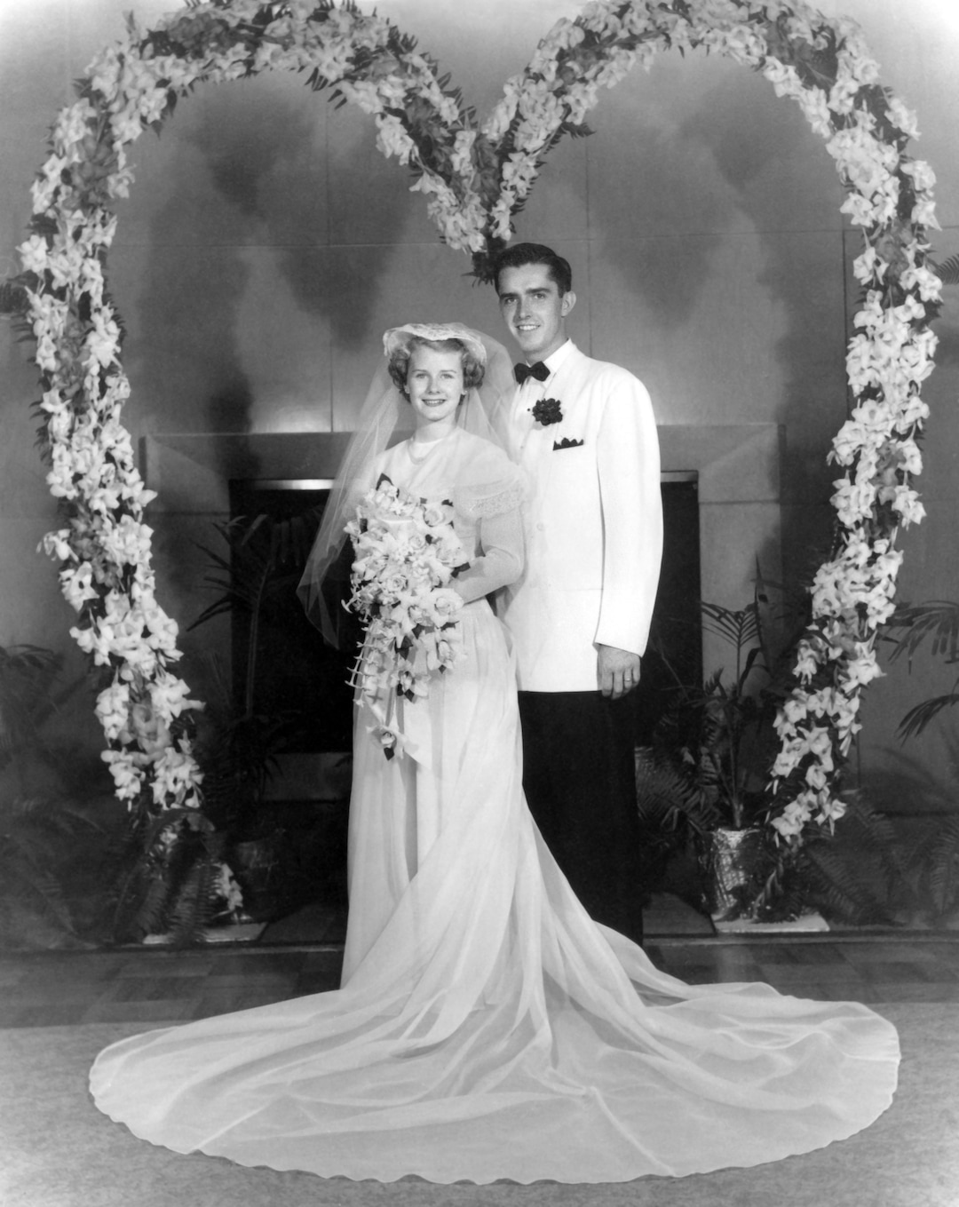 (The Church of Jesus Christ of Latter-day Saints) The wedding photo of M. Russell Ballard and his wife, Barbara, Aug. 28, 1951.