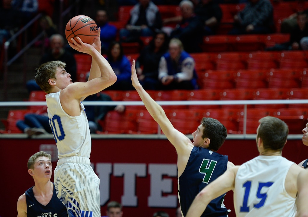(Francisco Kjolseth | The Salt Lake Tribune) Copper Hills vs Fremont, 6A State high school basketball tournament at the Huntsman Center in Salt Lake City, Thursday March 1, 2018. Fremont's Dallin Hall (30) puts in an explosive effort in the final minutes against Copper Hills.