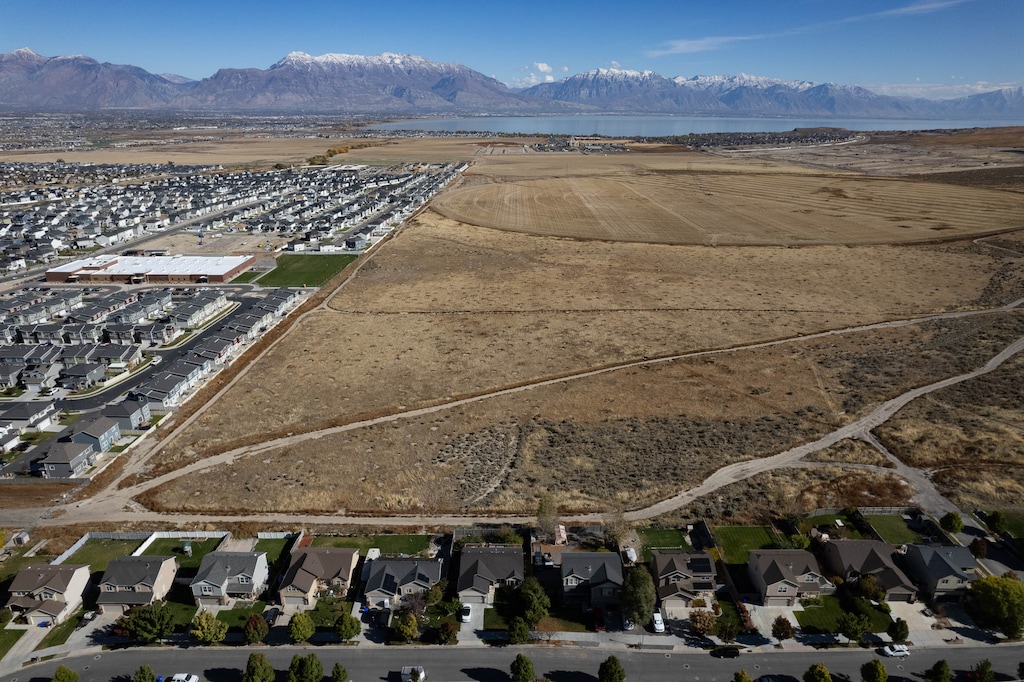 (Francisco Kjolseth | The Salt Lake Tribune) Vacant land northwest of Utah Lake, near Brookhaven Elementary, is pictured on Friday, Oct. 27, 2023. The Alpine School District is investing $12.9 million to buy 50 acres of the plot to build a new high school.