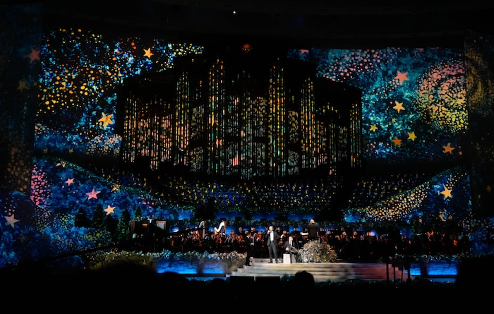(Francisco Kjolseth | The Salt Lake Tribune) The Tabernacle Choir at Temple Square holds its annual Christmas Concert with special guests Stephanie J. Block and Sebastian Arcelus on Thursday, Dec. 11, 2025,