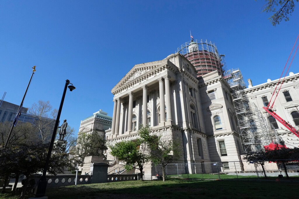 An exterior view of the Indiana Statehouse in Indianapolis, Wednesday, April 23, 2025. (AP Photo/AJ Mast)
