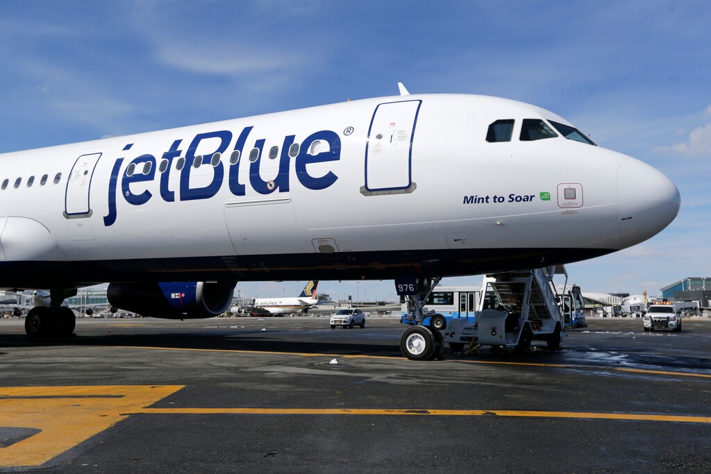 (Seth Wenig | AP) A 41-year-old man from Syracuse, Utah, has been arrested and is facing federal charges after authorities said he brought a straight razor onto a flight and threatened a woman with it.
