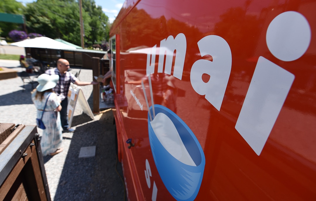 (Francisco Kjolseth  |  The Salt Lake Tribune)  The Umai food truck serves Asian street food including sliders and tacos.