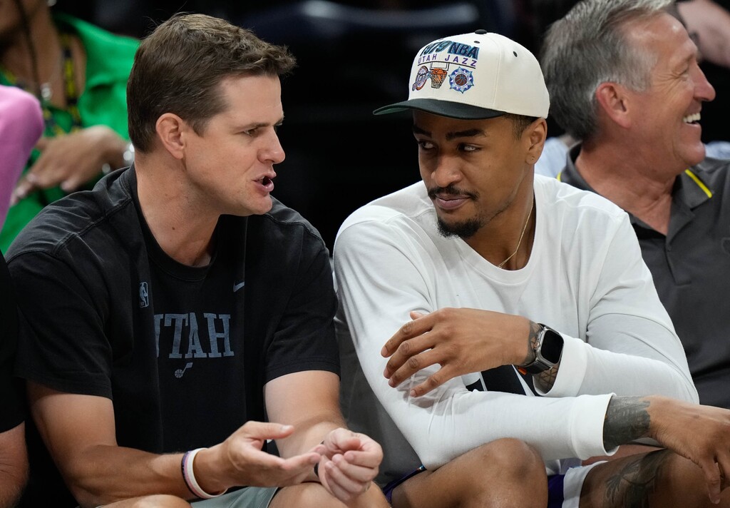 (Francisco Kjolseth | The Salt Lake Tribune) Utah Jazz coach Will Hardy talks with John Collins during an NBA Summer League basketball game against the 76ers on Wednesday, July 5, 2023, at the Delta Center in Salt Lake City. At right is former Jazz playerJeff Hornacek.