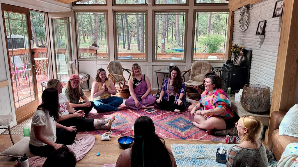 (Kathryn Post | RNS) Margaret Bronson, right, speaks during a Deconstruction Doulas retreat in Colorado Springs.