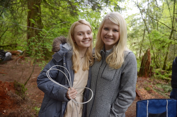 (Photo courtesy of Sergei Bachlakov/Lifetime) Alana Boden and Elizabeth Smart on location during the filming of “I Am Elizabeth Smart.”