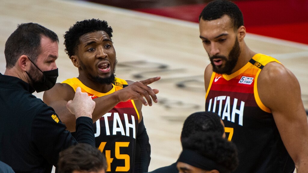 (Rick Egan | The Salt Lake Tribune) Utah Jazz guard Donovan Mitchell (45) gives directions to his team mates during a time out, in NBA action between the Utah Jazz and the Atlanta Hawks at Vivint Arena, on Friday, Jan. 15, 2021.  