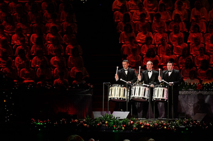 (Francisco Kjolseth  |  The Salt Lake Tribune)  The Mormon Tabernacle Choir Christmas extravaganza kicks off with Broadway star Sutton Foster and "Downton Abbey's" Hugh Bonneville at the Conference Center on Thursday, Dec. 14, 2017.