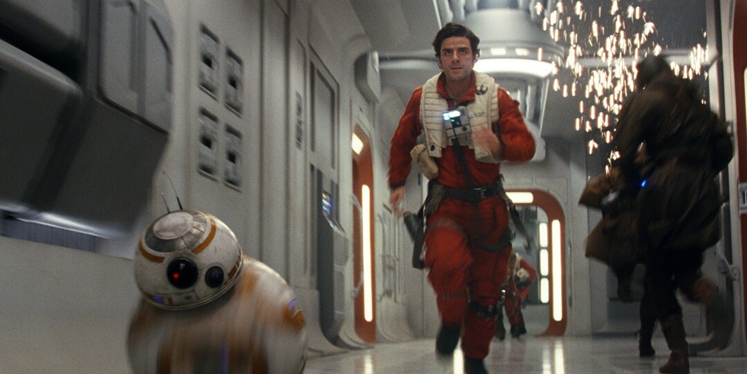 This image released by Lucasfilm shows Oscar Isaac as Poe Dameron in a scene from the upcoming "Star Wars: The Last Jedi," expected in theaters in December.  (Industrial Light & Magic/Lucasfilm via AP)